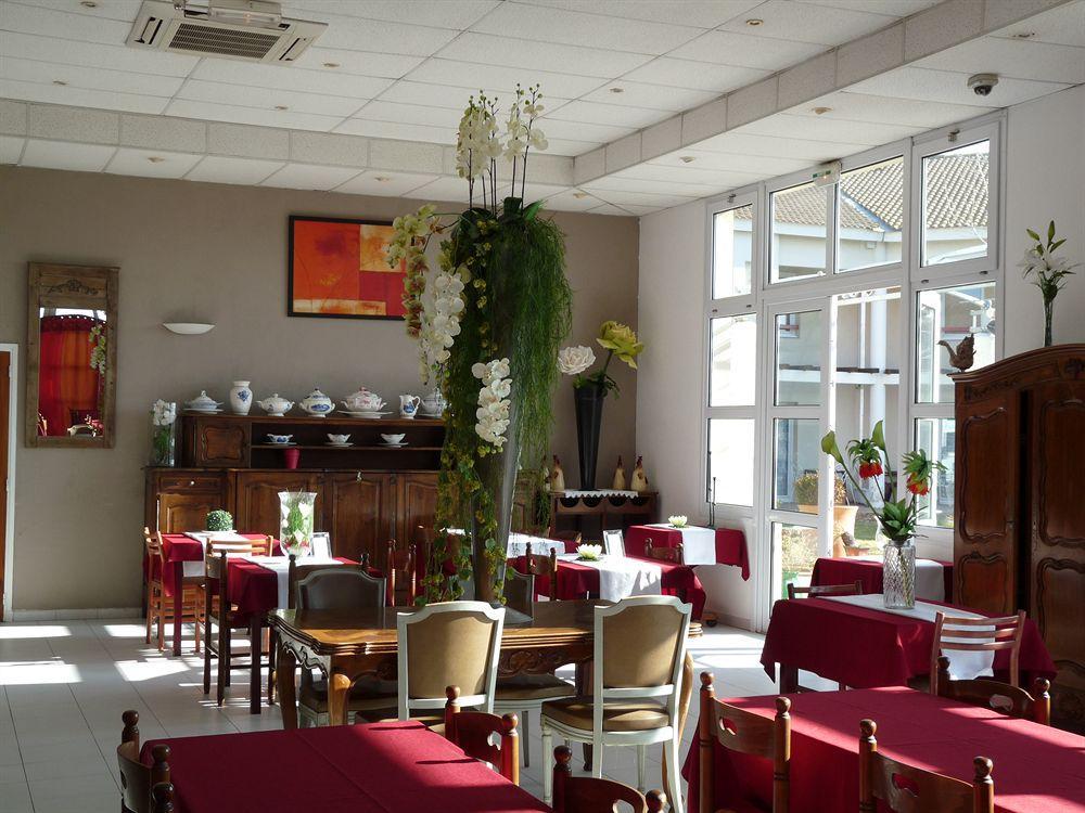 Hotel Le Mas Des Ponts D'Arles Zewnętrze zdjęcie