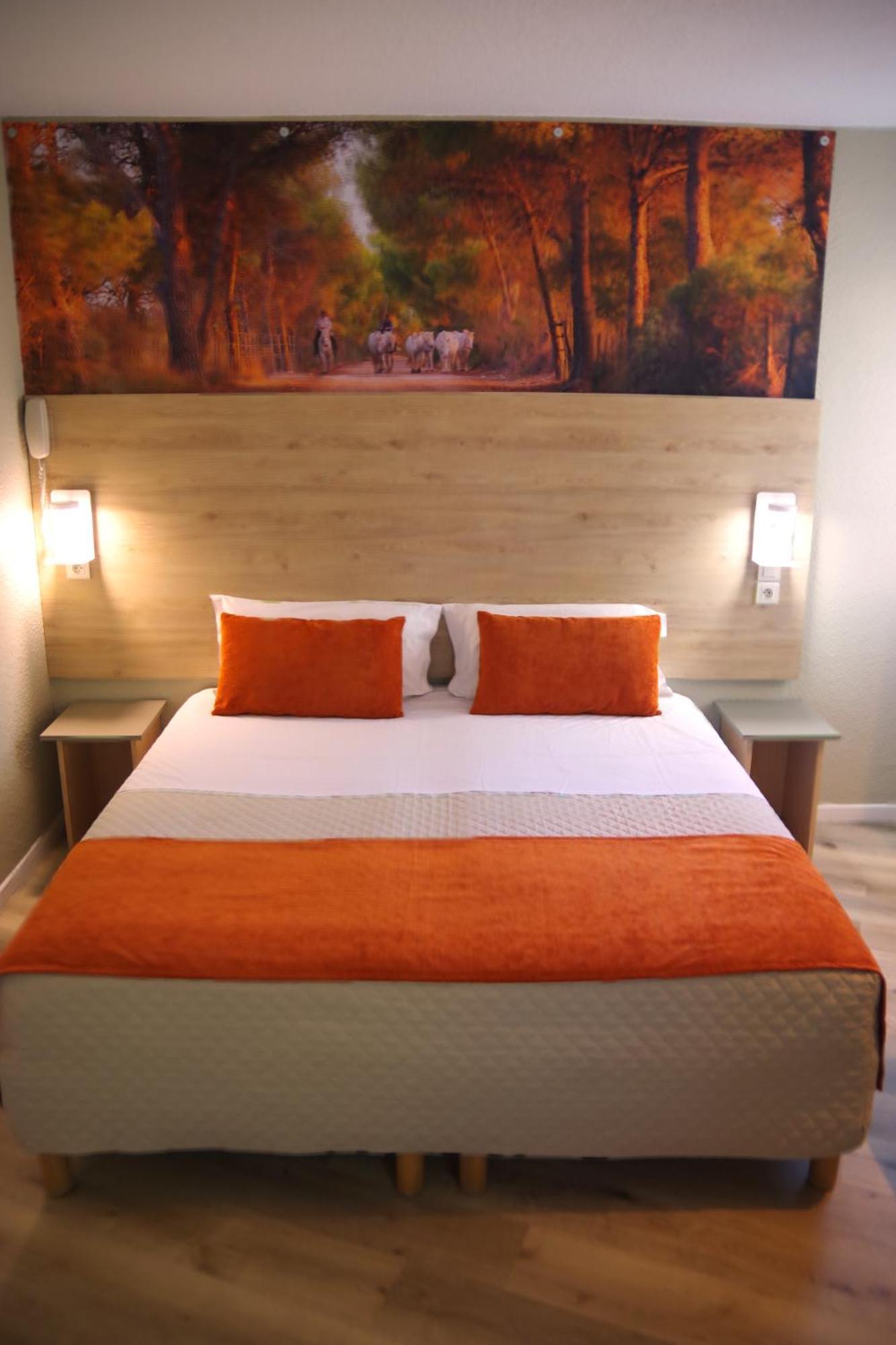 Hotel Le Mas Des Ponts D'Arles Zewnętrze zdjęcie