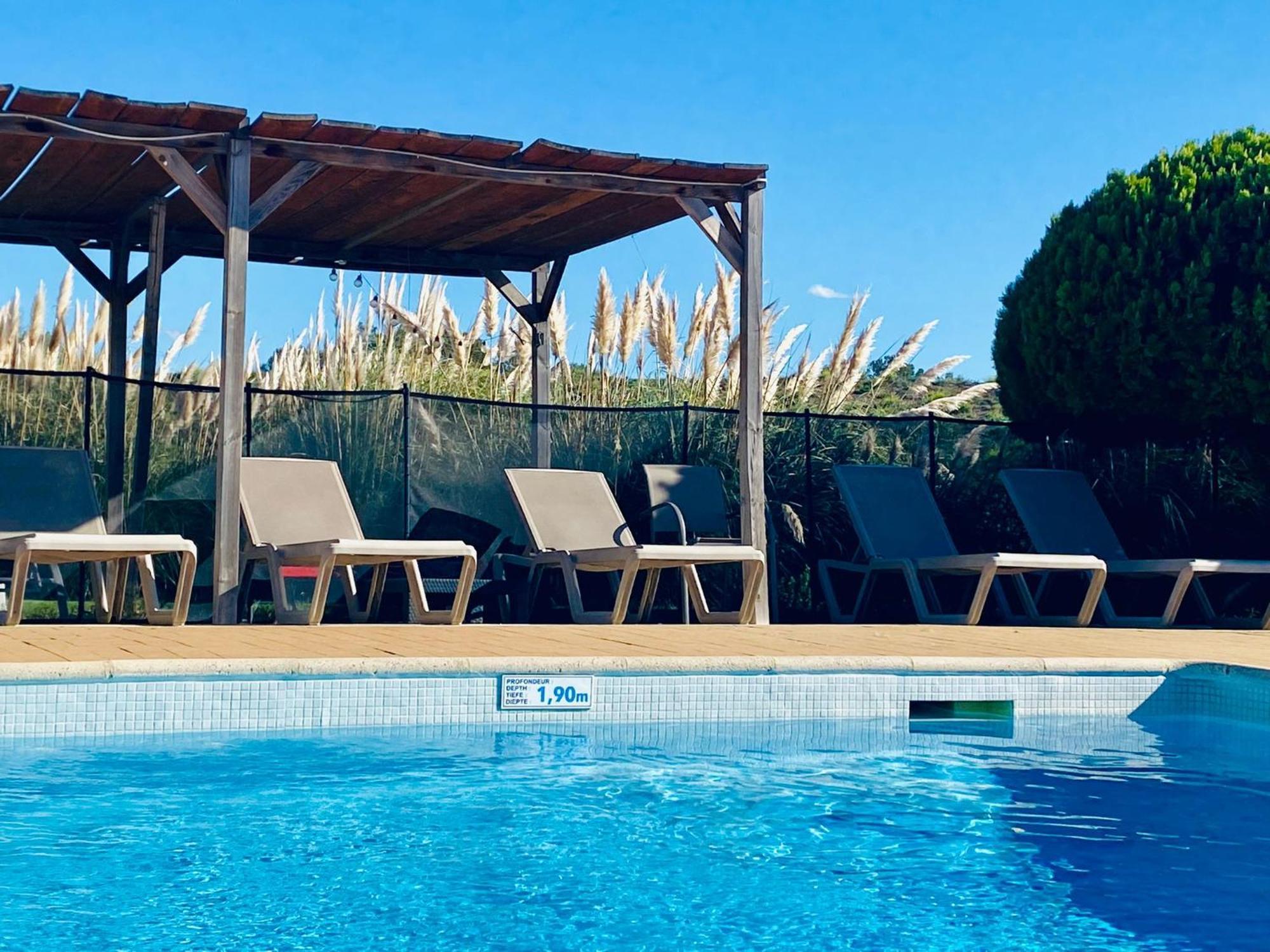 Hotel Le Mas Des Ponts D'Arles Zewnętrze zdjęcie