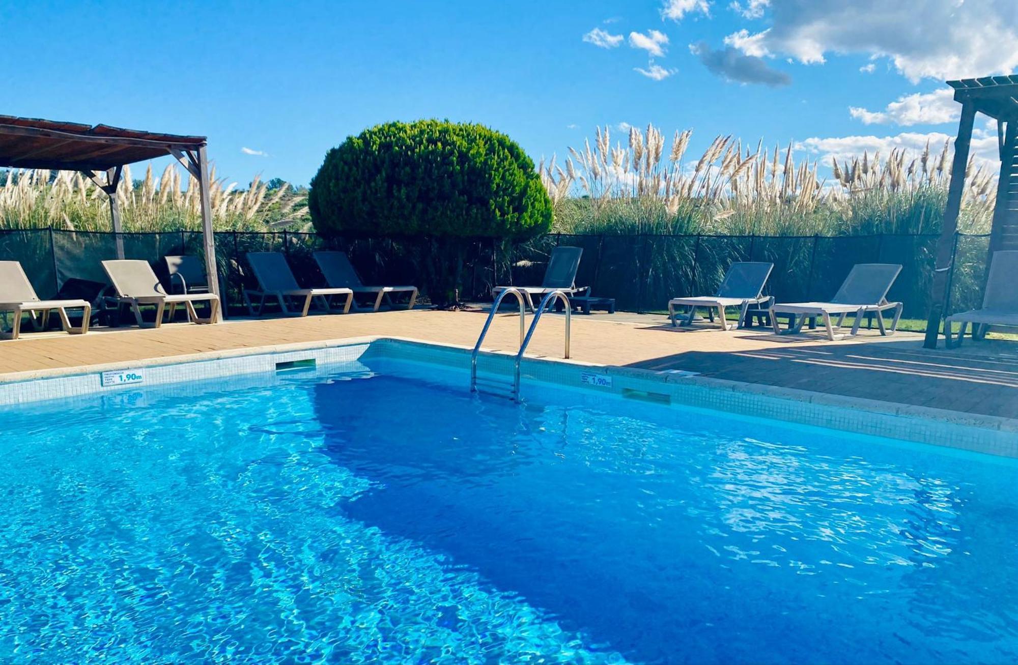 Hotel Le Mas Des Ponts D'Arles Zewnętrze zdjęcie
