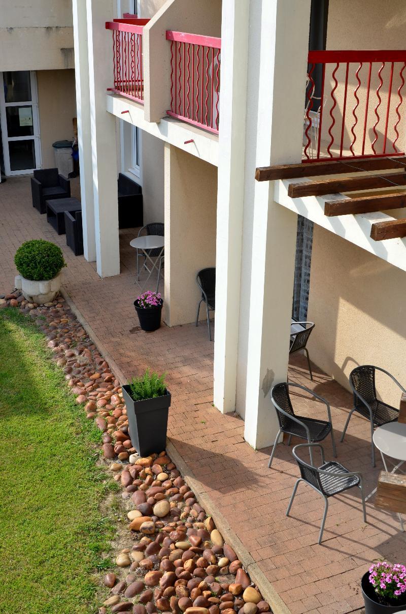 Hotel Le Mas Des Ponts D'Arles Zewnętrze zdjęcie