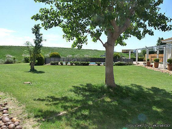 Hotel Le Mas Des Ponts D'Arles Zewnętrze zdjęcie